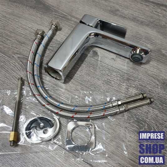 Змішувач для умивальника квадратний хром Imprese Bilovec 05255